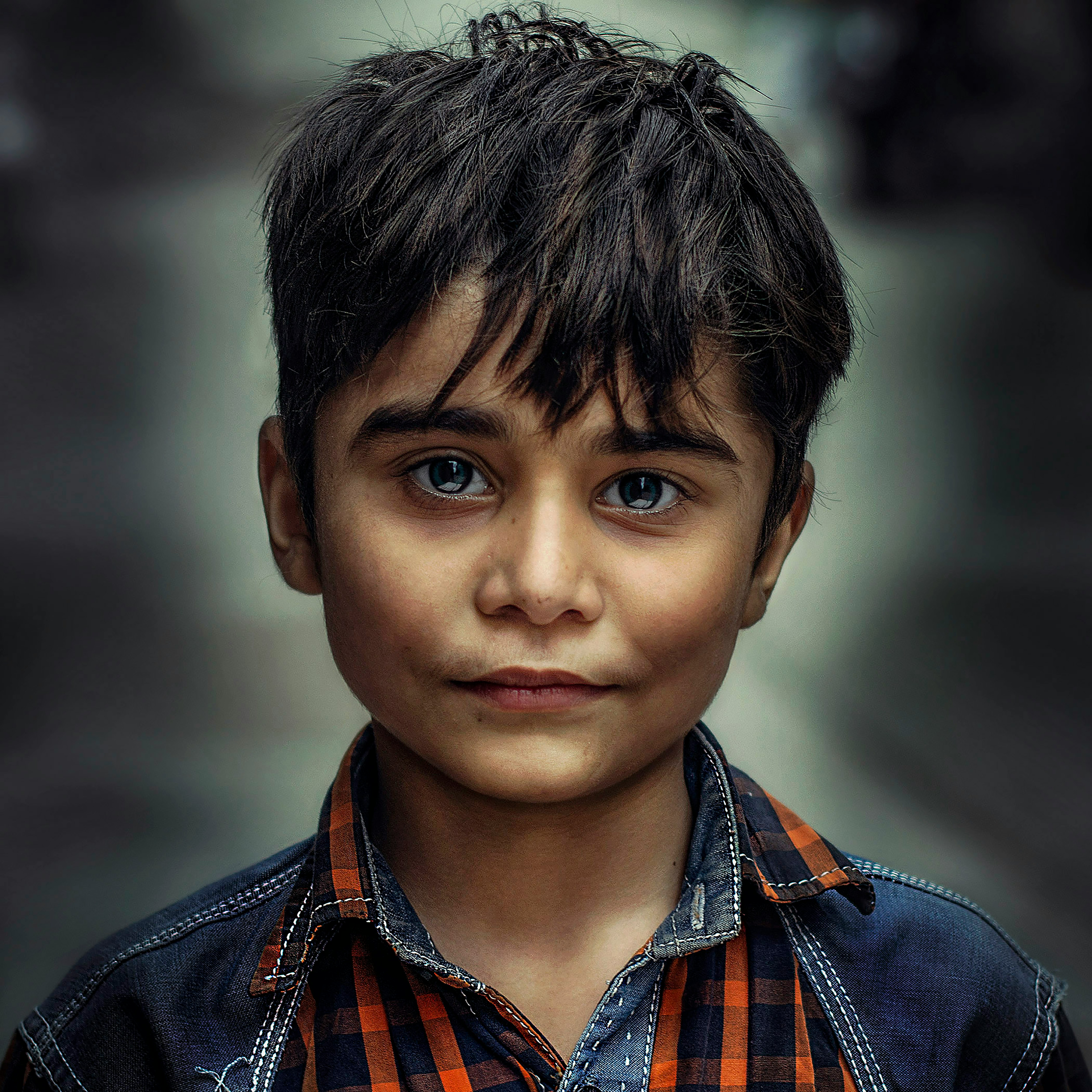 暗巷低语封面图