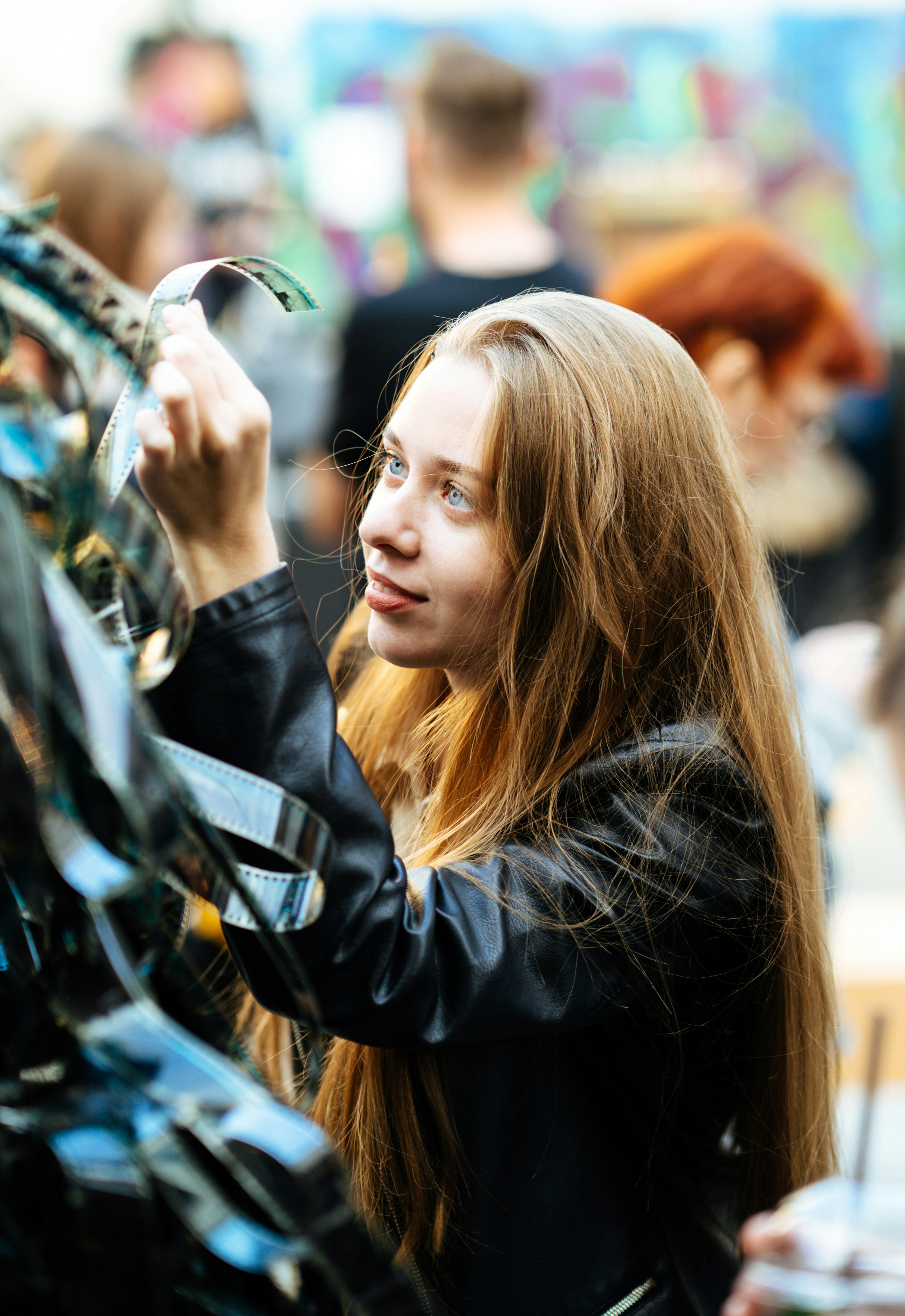 最新更新封面：科幻冒险电影